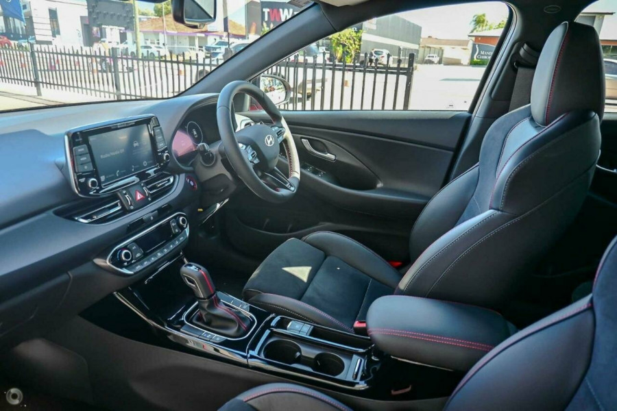 2024 MY25 Hyundai i30 PDe.V6  N Line Hatch Image 9