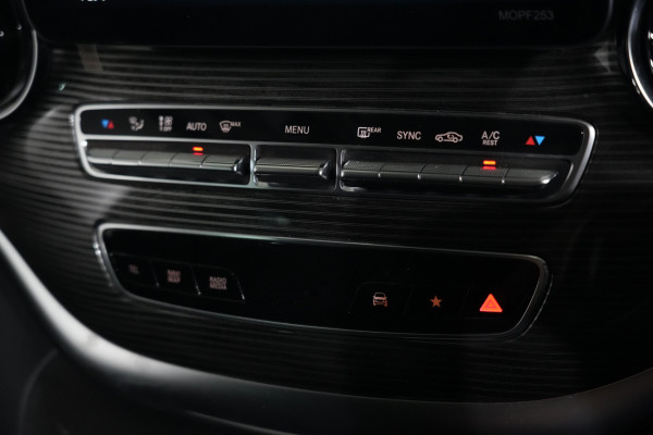 2022 Mercedes-Benz V-Class Marco Polo Horizon V250d People Mover Image 17