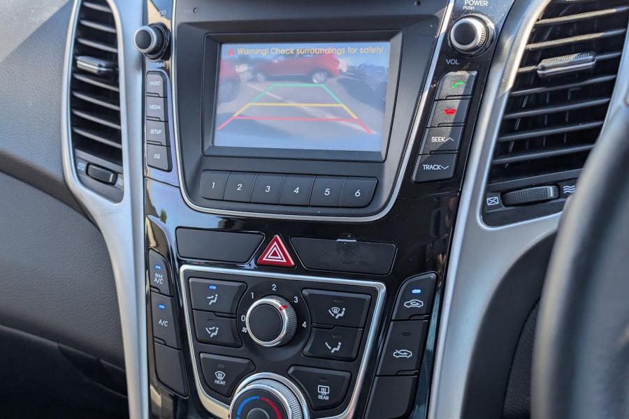 2015 MY16 Hyundai i30 GD3 Series II Active X Hatch Image 13