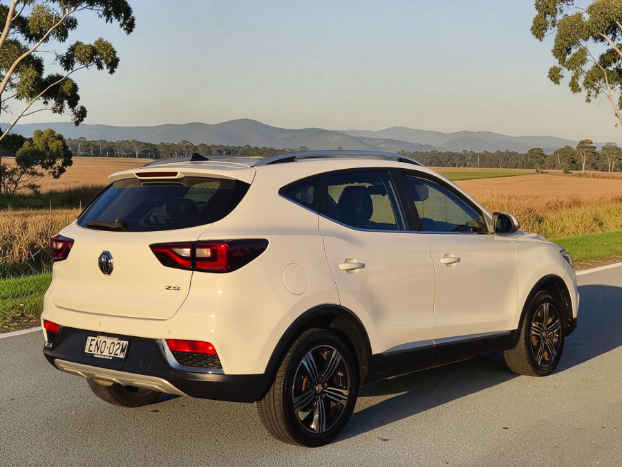 2021 MG ZS AZS1 Essence SUV Image 7