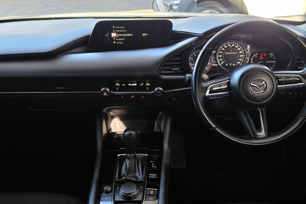 2023 Mazda 3 BP Series G25 Evolve SP Sedan Image 17
