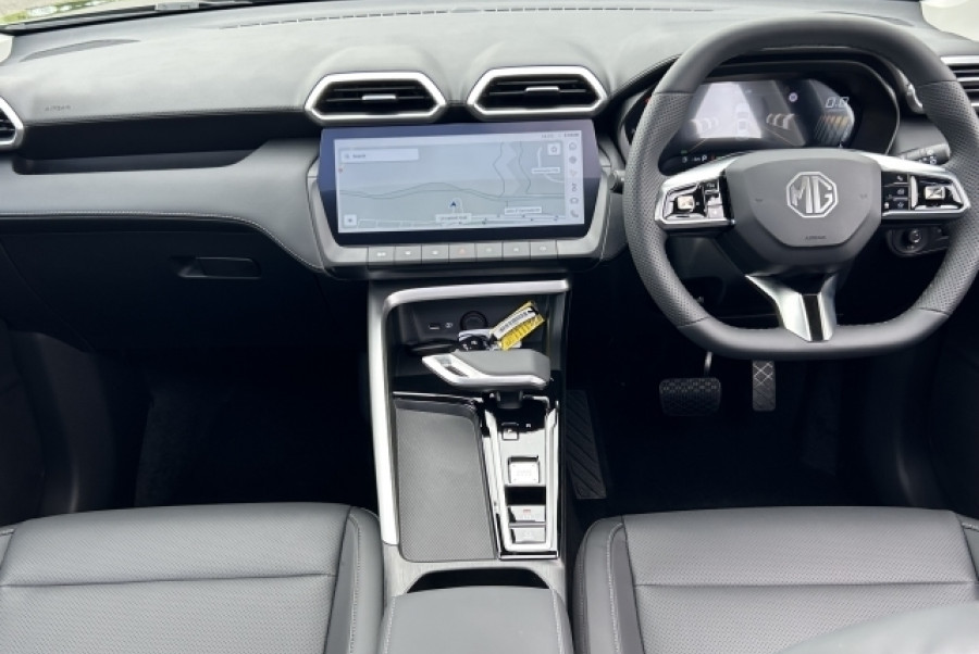 2025 MG ZS ZS32 Essence Turbo SUV Image 11
