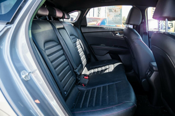 2019 MY20 Kia Cerato BD GT Hatch Image 9