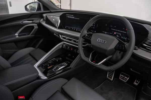 2025 Audi Q5 GU TDI 150kW Sport SUV image 7