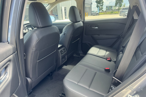 2025 MY26 Nissan X-Trail T33 ST-L SUV Image 12