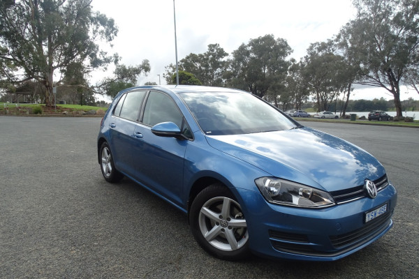 2015 Volkswagen Golf 7 90TSI Comfortline Hatch Image 1
