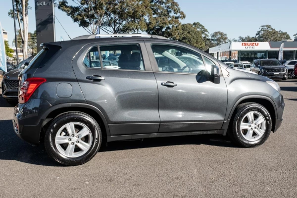 2018 MY19 Holden Trax TJ LS SUV Image 3