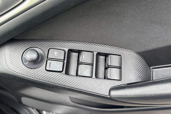 2016 Mazda 3 BM5478 Neo Hatch Image 13