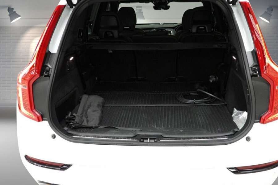 2024 MY25 Volvo XC90 L Series Ultra T8 Plug-In Hybrid SUV Image 8