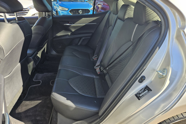 2020 Toyota Camry AXVH71R SX Sedan Image 10