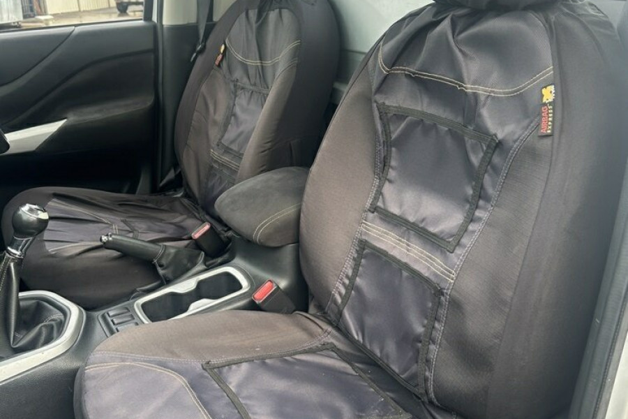 2017 Nissan Navara D23 Series 3 RX Cab Chassis Image 22