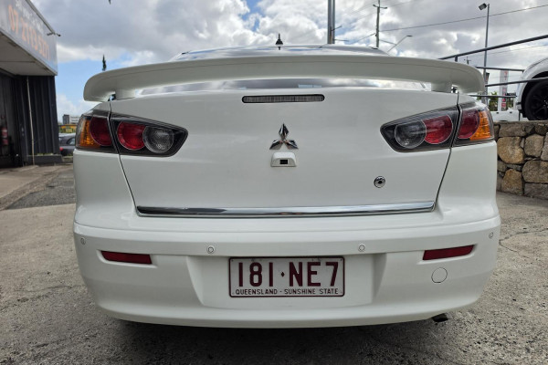 2017 Mitsubishi Lancer CF LS Sedan Image 10