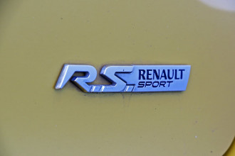 2014 Renault Clio IV B98 R.S. 200 Sport Premium Hatch image 26