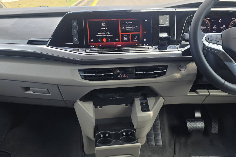 2025 Volkswagen Multivan  Life LWB People Mover Image 17