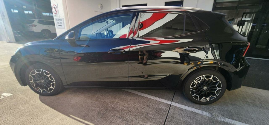2026 MG MG4 EV Urban AH4E Essence 43 Hatch Image 5