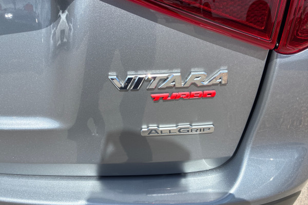 2022 Suzuki Vitara LY Series II Turbo SUV Image 11