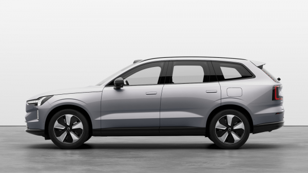 2025 Volvo EX90 No Series Plus Twin Motor SUV image 2