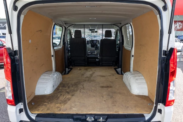 2022 Toyota HiAce GDH300R  Van Image 14