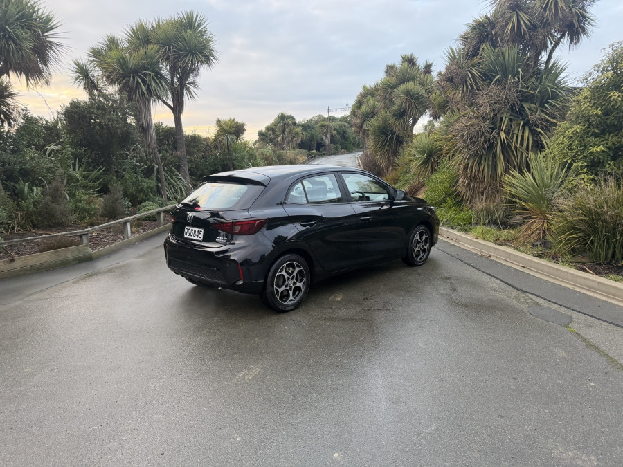 2024 MG MG3 Essence Hybrid+ Hatch Image 2