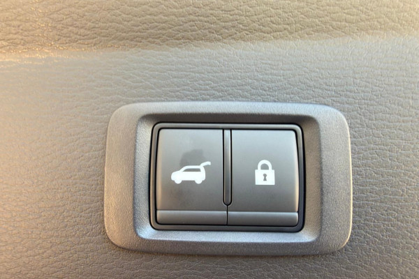 2025 Mitsubishi Outlander ZM PHEV Aspire SUV Image 17