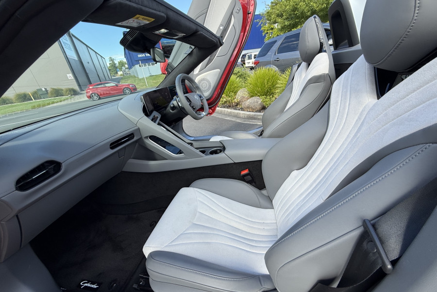 2025 MG Cyberster 77Kw EV Convertible Image 9