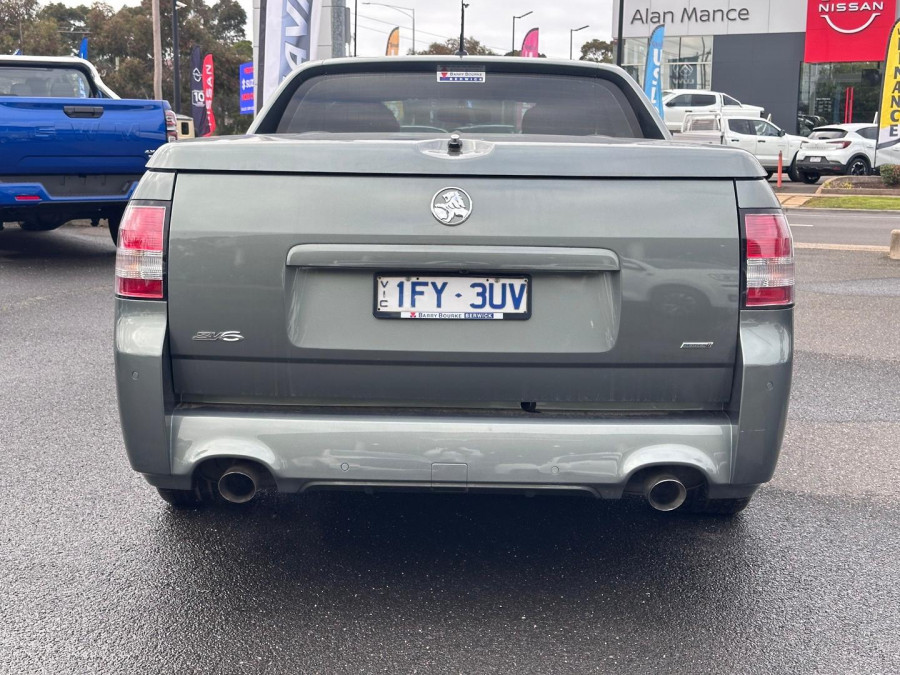 2015 Holden Ute VF SV6 Ute Image 7