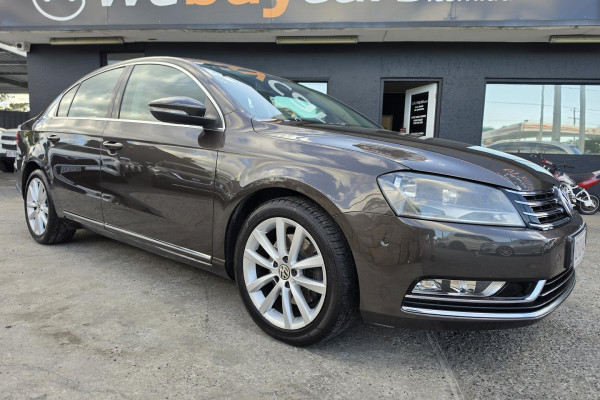 2012 MY12.5 Volkswagen Passat Type 3C 125TDI Highline Sedan Image 5
