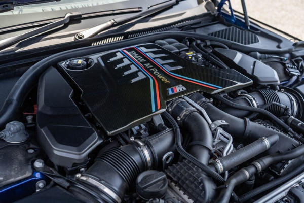2020 BMW M8 Competition Coupe Image 15