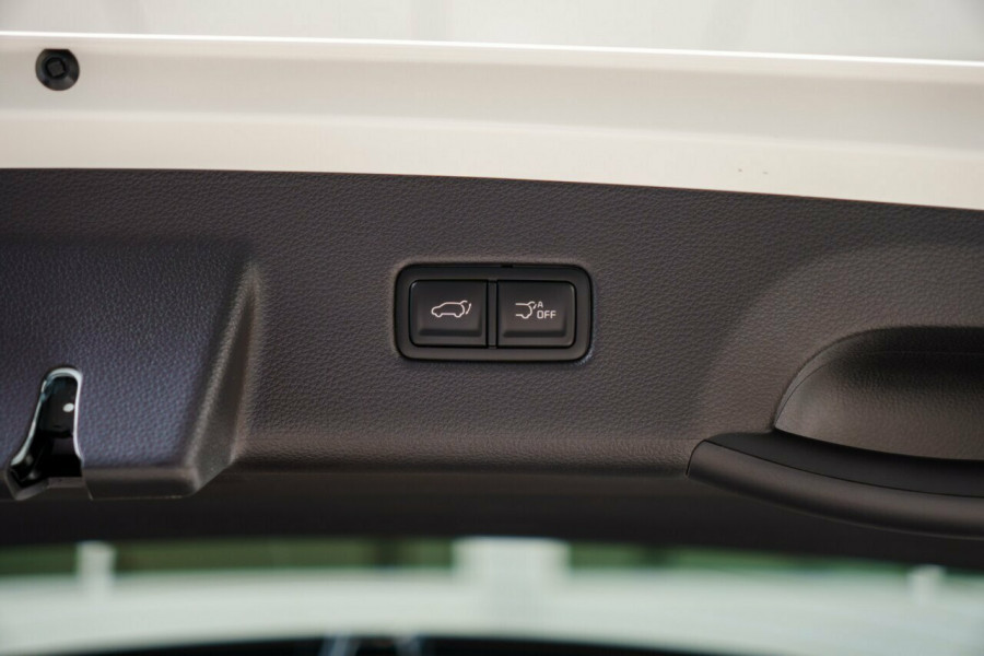 2024 MY25 Kia Carnival KA4 PE GT-Line HEV People Mover Image 9