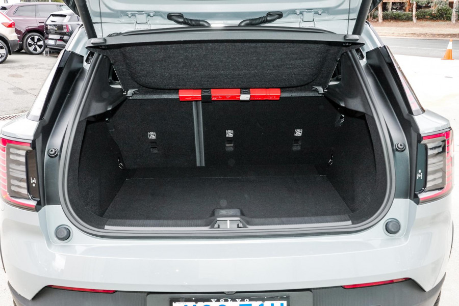 2024 MY25 Volvo EX30  Twin Motor Performance Ultra SUV Image 27