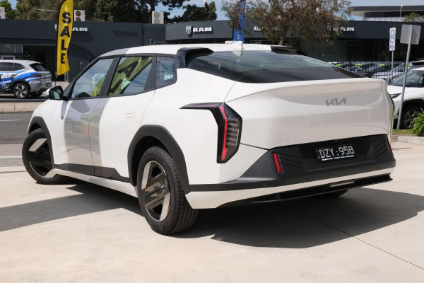 2025 MY26 Kia EV4  Air Standard Range Sedan Image 4