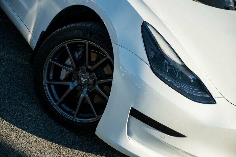 2021 Tesla Model 3  Standard Range Plus Sedan Image 6