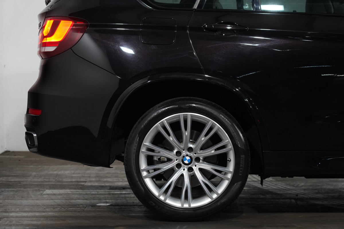 2015 BMW X5 Xdrive 50i SUV Image 6