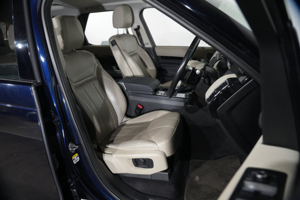 2020 Land Rover Discovery Series 5 Sd6 SE SUV Image 22