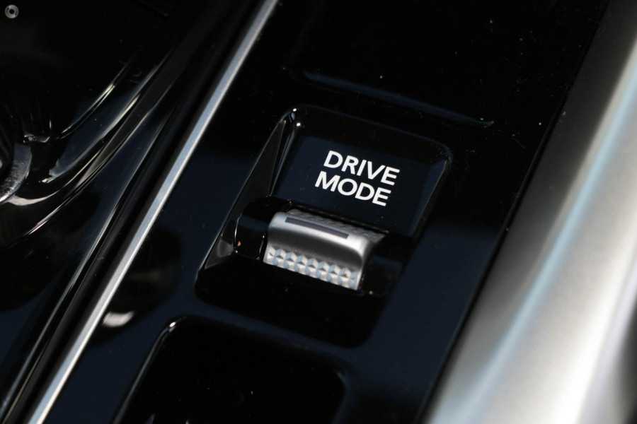 2024 Mitsubishi Eclipse Cross YB PHEV ES SUV Image 15
