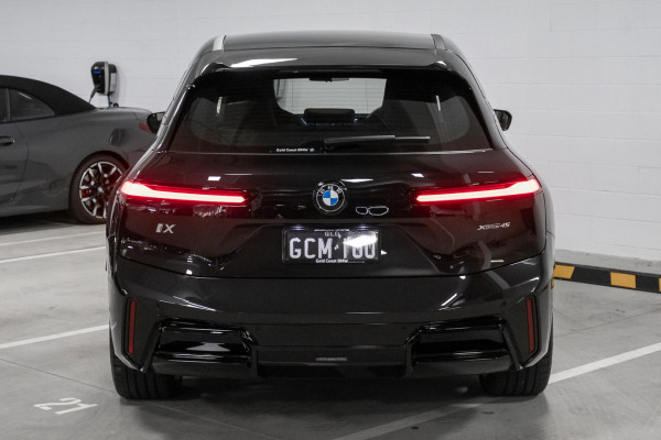 2026 BMW iX I20 xDrive45 M Sport SUV image 5