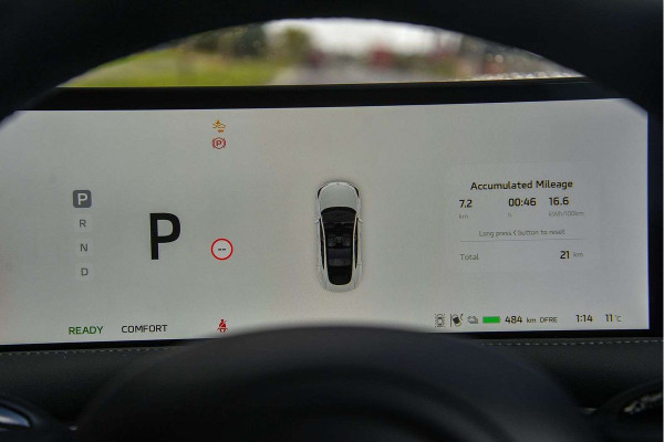 2026 MG IM5 P12L Premium Hatch Image 16