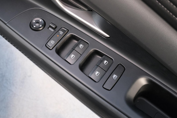 2025 Hyundai i30 CN7.V2  Sedan Image 19