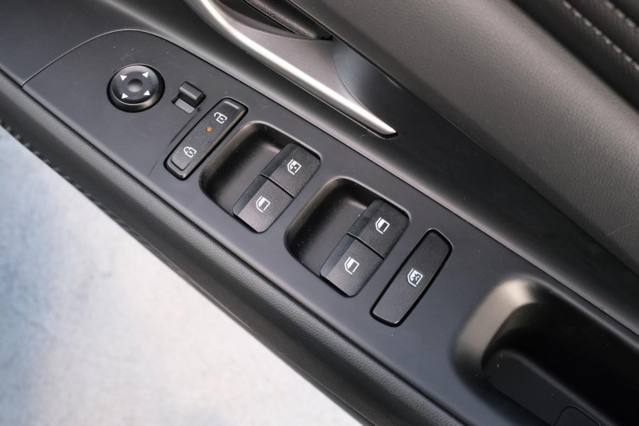 2025 Hyundai i30 CN7.V2  Sedan Image 19