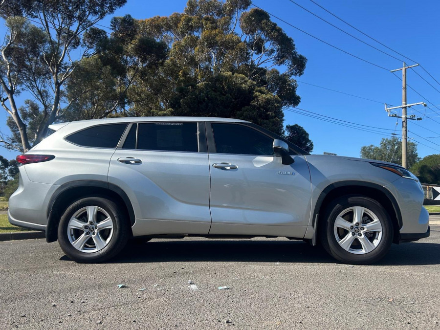 2023 Toyota Kluger TXUA75R (Petrol AWD) GX SUV Image 13