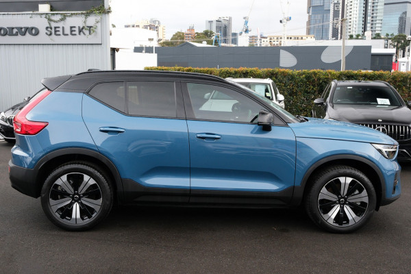 2023 Volvo XC40 XZ Recharge Twin Pure Electric SUV Image 3