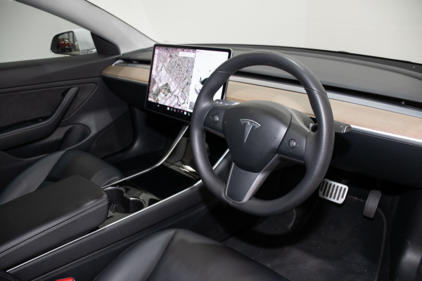 2019 Tesla Model 3  Long Range Sedan image 15