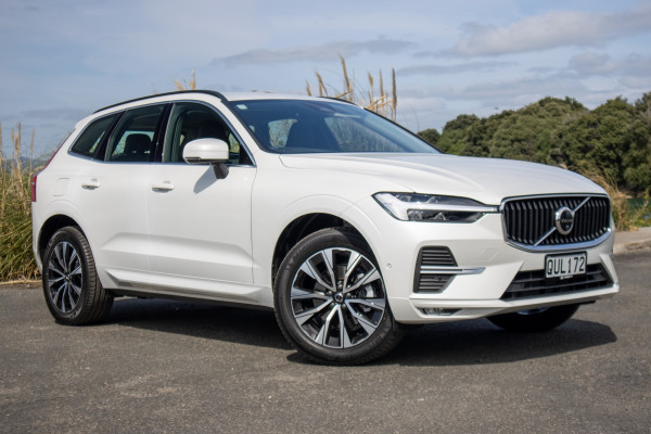 2024 Volvo XC60 UZ Plus B5 SUV