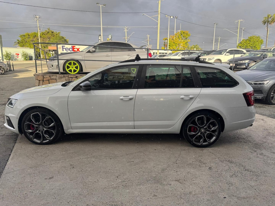 2020 MY20.5 Skoda Octavia NE RS 245 Wagon Image 9