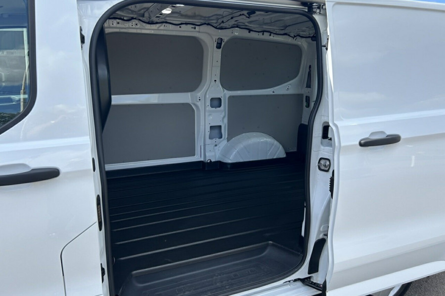 2023 MY23.75 Ford Transit Custom AV Trend SWB Van Image 6