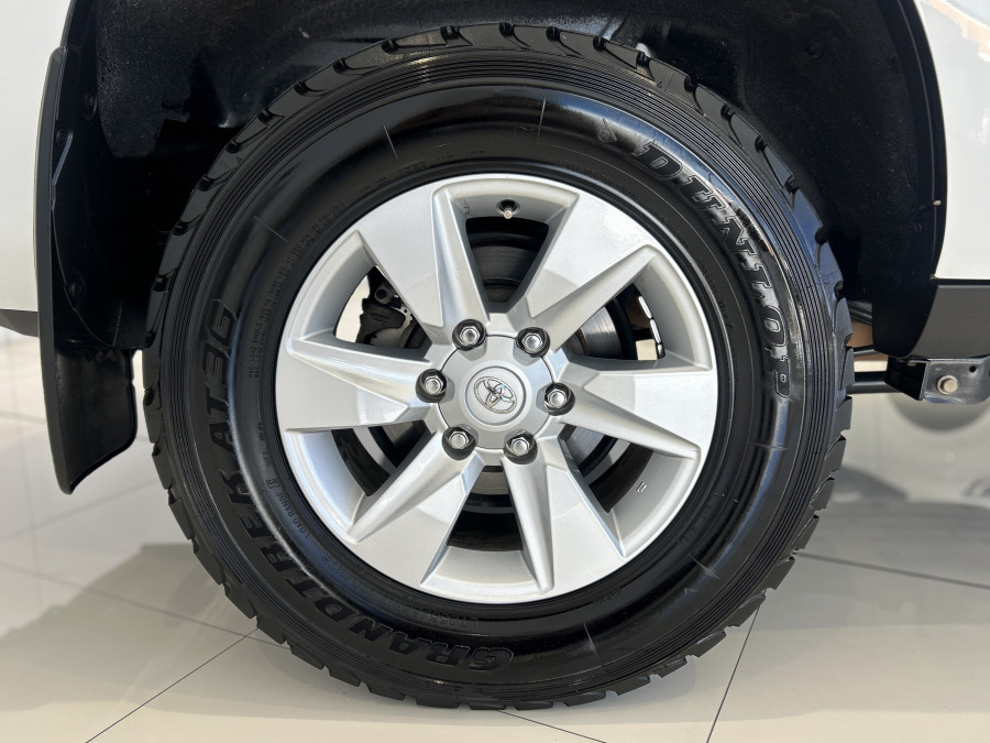2021 Toyota LandCruiser Prado GDJ150R GX SUV Image 6