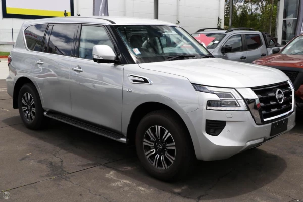 2026 Nissan Patrol Y62 Ti SUV Image 5