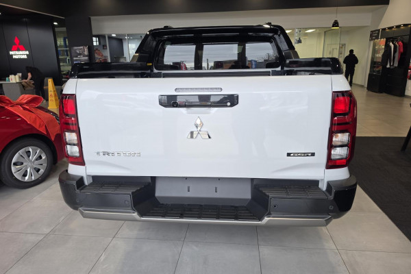 2026 Mitsubishi Triton MV GSR Ute Image 5