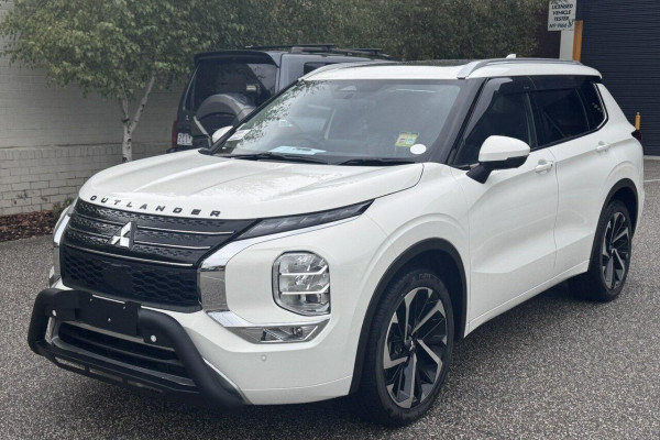 2024 Mitsubishi Outlander ZM Exceed SUV