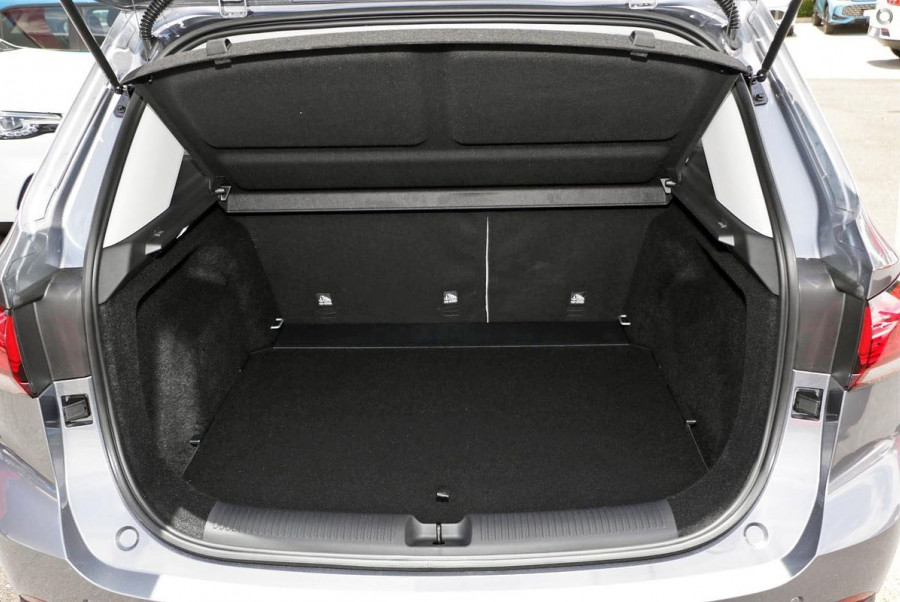 2024 MG ZS ZS32 Essence Hybrid+ SUV Image 6